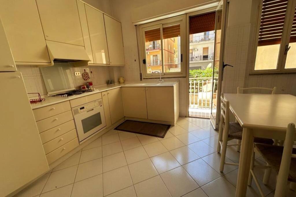 Casa Vacanza Maria Apartment Giardini Naxos Exterior photo